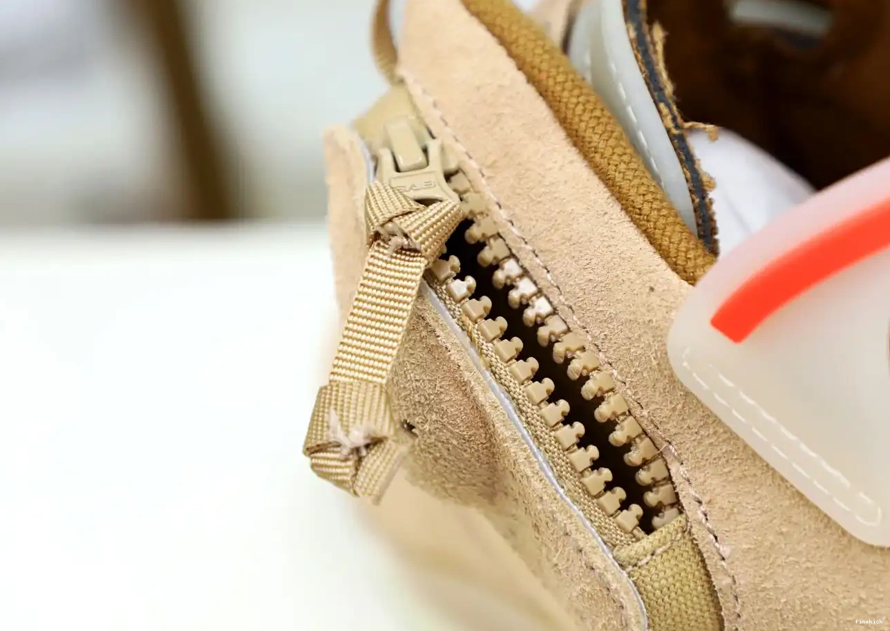 x Jordan Retro SP Khaki